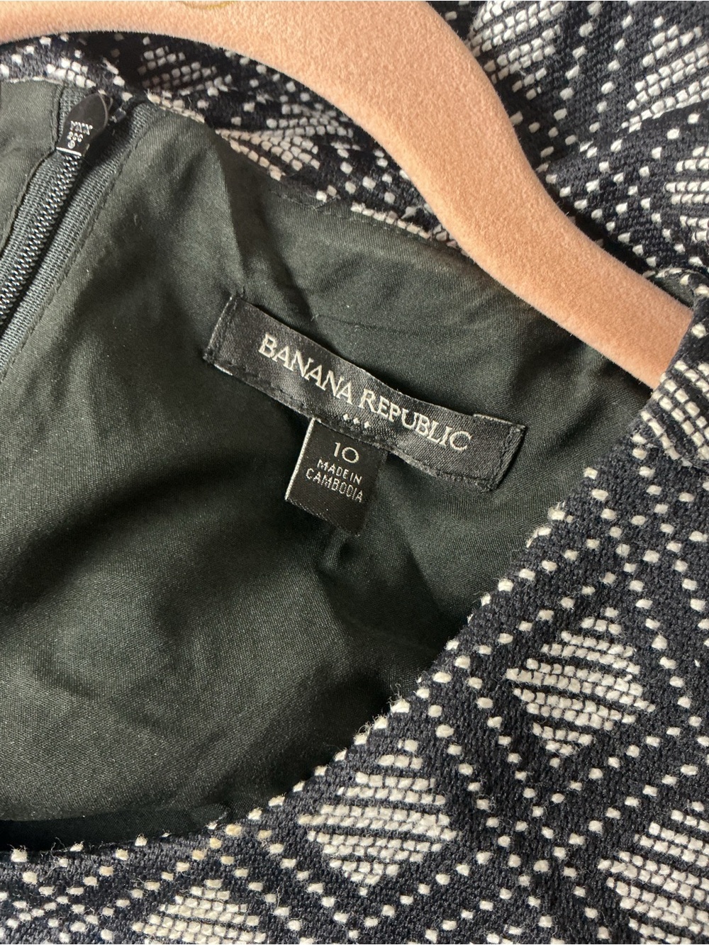 Banana Republic Geometric Dress - Size 10 - Picture 3 of 6